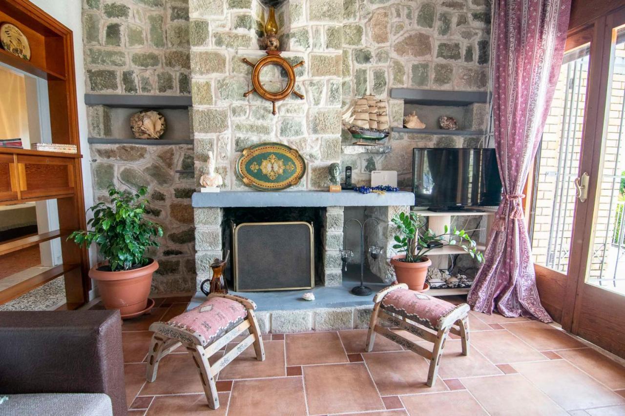 Clio Beach House By Travel Pro Services - Metochi Halkidiki Sozopoli Exterior foto